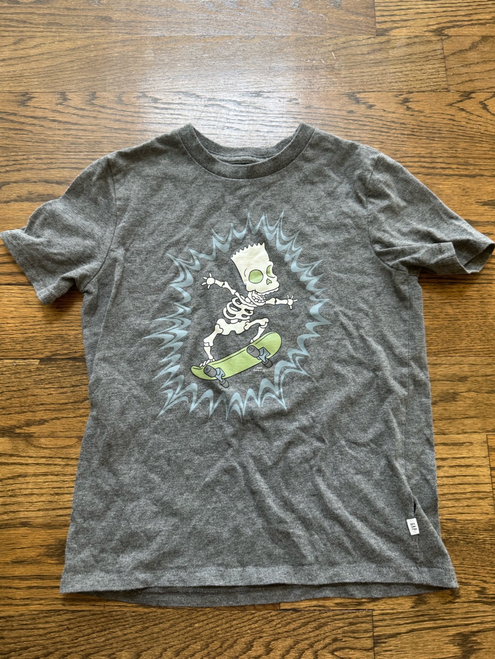 Gap Kids Bart Simpson Skateboard Graphic Tee Gray Boys Size 8